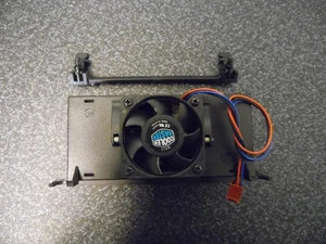 AMD Athlon 500 - AMD-K7500MTR51B C z chłodnicą 3-pinową. Gniazdo A - Zdjęcie 1 z 4