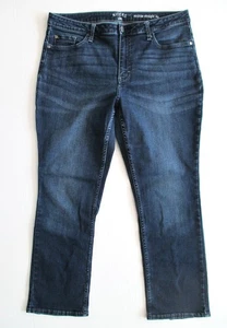 Lee Riders Jeans Women's Size 14P Blue Dark Wash Midrise Straight Leg Stretch - Picture 1 of 9