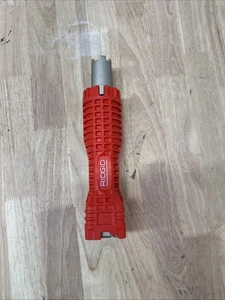 RIDGID EZ Change Plumbing Wrench Faucet Installation and Removal Tool - Picture 1 of 4