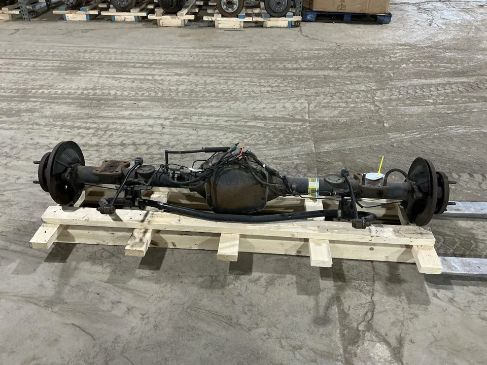 Rear Axle 9.75" Ring Gear 3.2L Diesel 130" Wb Fits 15-19 TRANSIT 150 865340 - Image 1 of 4