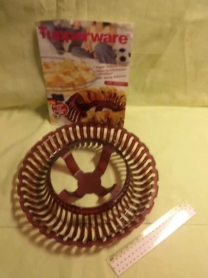 Tupperware Chips-Maker für die Mikrowelle in rot mit Rezeptblatt "RARITÄT" - Bild 1 von 4