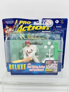1998 Hasbro MLB Starting Lineup Pro Action FIGURE DELUXE Mark McGwire Cardinals - Picture 1 of 5