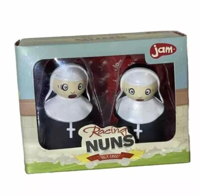 NUEVO Jam Toy Racing Monjas 'Holy Smokes' Pullback Racers Muñecas de Juguete De Colección 2005 Foto 1 de 4