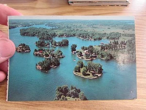 MILLIONAIRE'S ROW - THOUSAND ISLANDS, NEW YORK - POST CARD - Picture 1 of 1