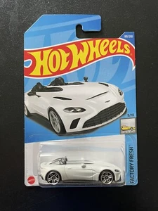 Hotwheels Aston Martin V12 Speedster Maßstab 1:64. Neu. - Bild 1 von 3