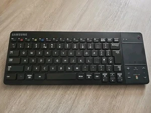 Samsung Bluetooth Keyboard Model VG-KBD1500 - Picture 1 of 3