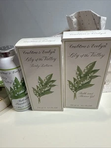 Crabtree & Evelyn - Lily of the Valley Boxed Set, Talc , Shower Gel, Body Lotion - Bild 1 von 24