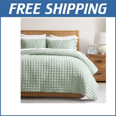 Soft and Lightweight Sage Green King Quilt Set – Perfect for Year-Round Comfort - Image 1 of 4