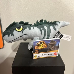 NEU Jurassic World Dominion GIGANOTOSAURUS 4""x7"" Plüschsound 2022 Dinosaurier - Bild 1 von 8