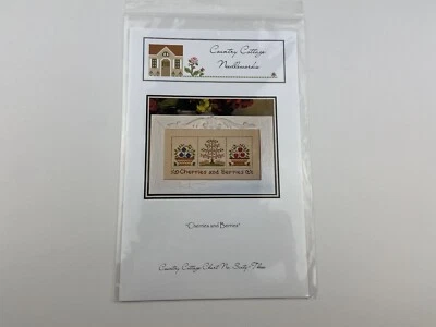 Casa de campo Needleworks cerezas y bayas punto de cruz patrón árbol Foto 1 de 3