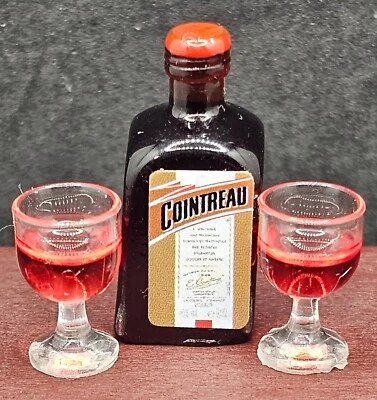 1 X Garrafa Cointreau Francesa Miniatura para Casa de Bonecas e 2 Bebidas Bar Prop 1:12 - Imagem 1 de 3