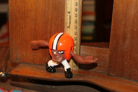 Cleveland Browns NFL Rush Zone Action Figure Cover