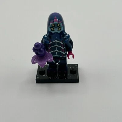 LEGO Minifigure Series Alien Beetlezoid, Minifigure Series 26 col446 - Image 1 of 4