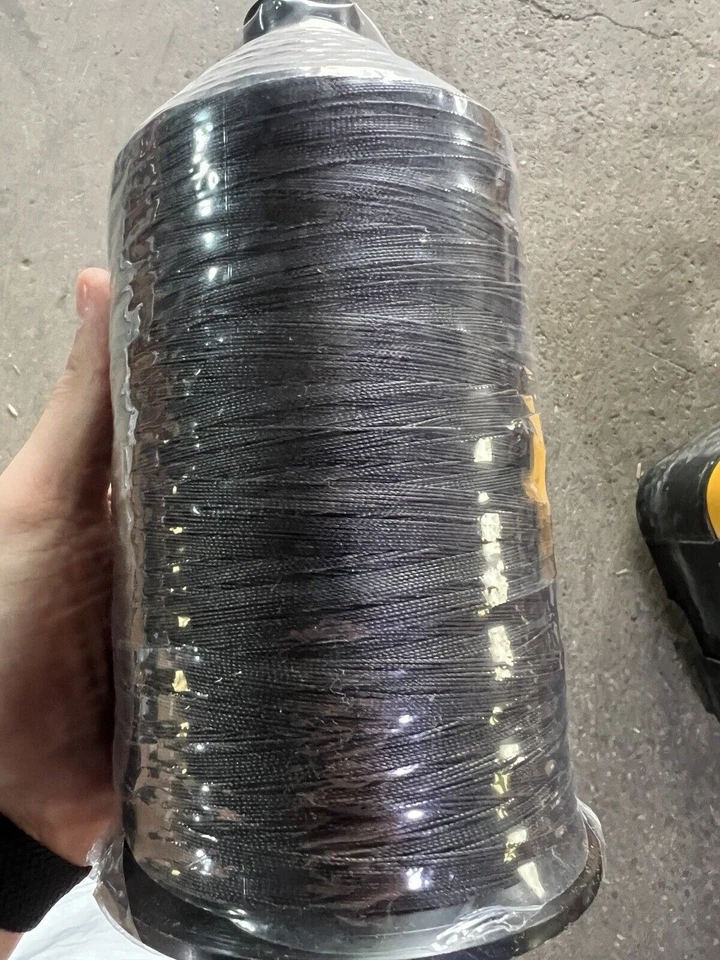 Grey Wool Color Nylon Thread 32 Oz Made in USA by A&E T210 Bonded Nylon - Image 1 of 2