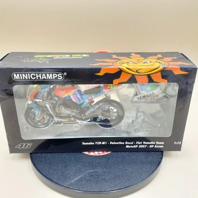 MINICHAMPS 1/12 Yamaha YZR-M1 Valentino Rossi MotoGP 2007 GP Assen 122073096 - Image 1 of 4