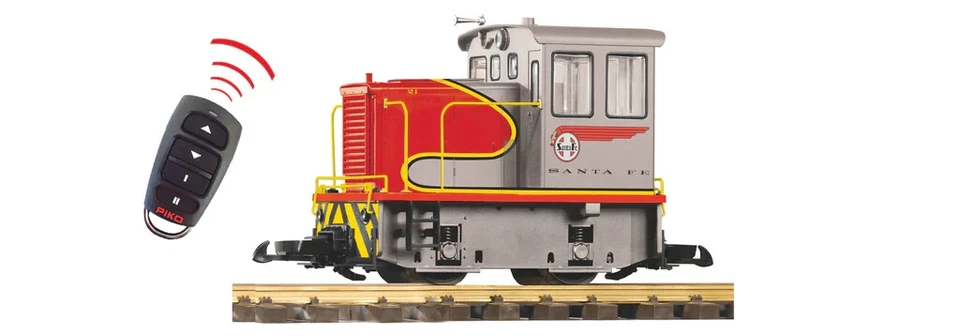 Piko G Scale 38509 Santa Fe 25-Ton Diesel Locomotive, Bat-Powered/RC w/sound - Image 1 of 1
