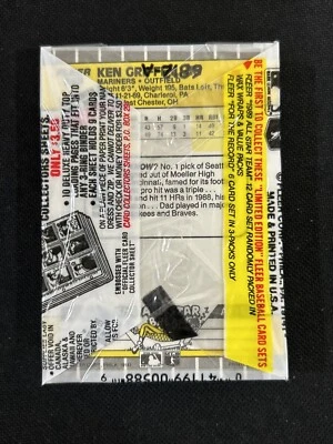1989 Fleer Bill Ripken FF Error Cello Pack Ken Griffey Jr Rookie On Back Showing - Image 1 of 4