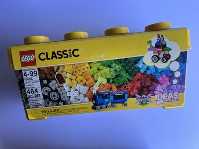 LEGO Classic Medium Creative Brick Box 10696 - 484 Pcs - New - Image 1 of 4