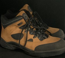 steel toe chuck taylors