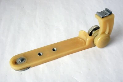 Soporte de flash ajustable de plástico para cámara Leitz Wetzlar Leica CTOOM ángulo recto Foto 1 de 4