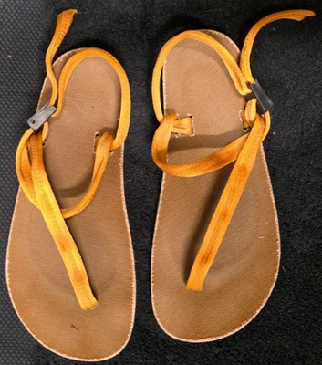 Earth Runners Alpha Sandals Sunset Size W10 - Image 1 of 4
