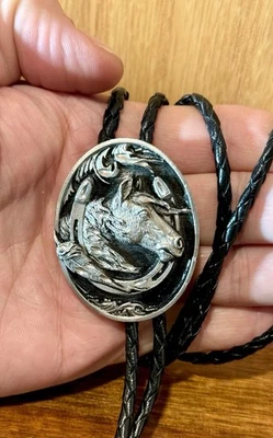 DE COLECCIÓN 1996 SISKIYOU BUCKLE CO. CORBATA BOLO PELTRE CORTE DIAMANTE CUERO GENUINO Foto 1 de 4