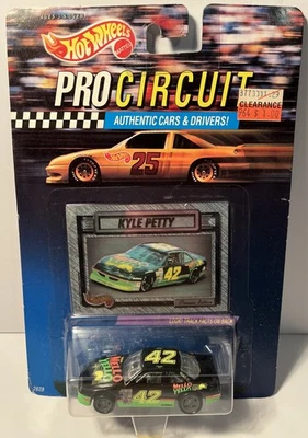 1992 Hot Wheels Pro Circuit Authentic Nascar Car Trading Car Kyle Petty #42 (B37 - Image 1 of 3