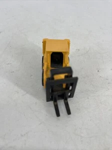 MAISTO Little Loader Heavy Lift Utility Work Truck Yellow Plow Shovel Toy 110 - Picture 1 of 5