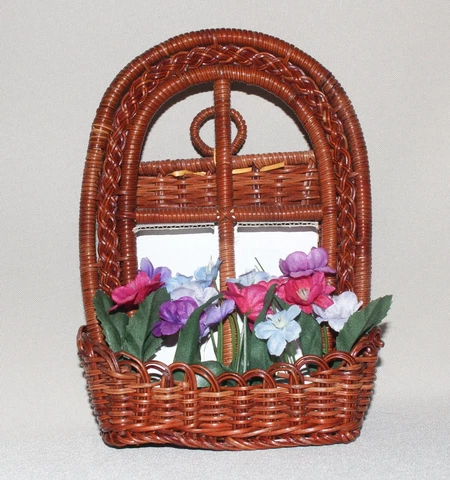 Vintage Woven Wicker Window Frame Basket Wall Hanging Brown Flowers 6” x 4” Cover