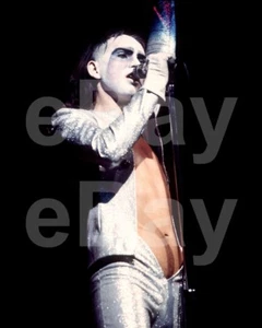 Genesis "Peter Gabriel" 10x8 Photo - Imagen 1 de 1
