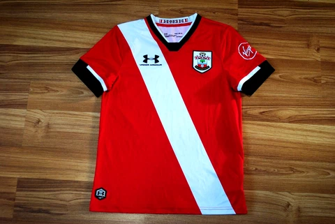 YOUNG LARGE SOUTHAMPTON ENGLAND HOME FOOTBALL SHIRT 2020-21 JERSEY UNDER ARMOUR Cover