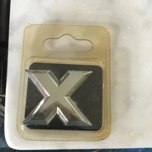 IP-555XZ Pilot Automotive Chrome Letter X Peel & stick - Bild 1 von 3