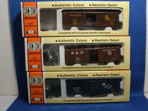 HO Scale Concor 3 Box Car Kits 3 Different Rds RM - Picture 1 of 10