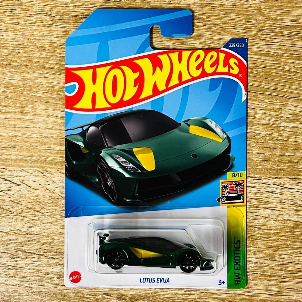 Lotus Evija HW Exotics 8/10 Green Yellow 2022 Long Card - Image 1 of 1