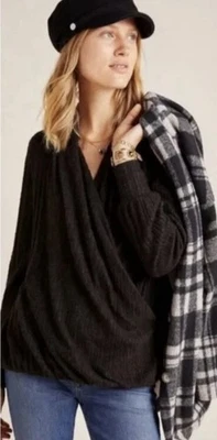 Suéter gris envolvente sintético Maeve Anthropologie talla SP Rafela Hacci Foto 1 de 4