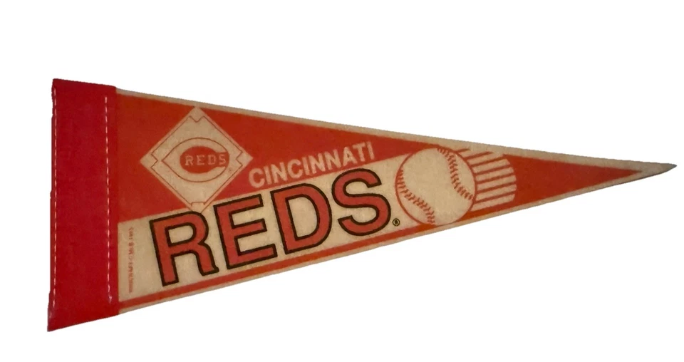 Cincinnati Reds Vintage Mini Pennant 4”x9” MLB Baseball Felt Flag - USED - Image 1 of 1