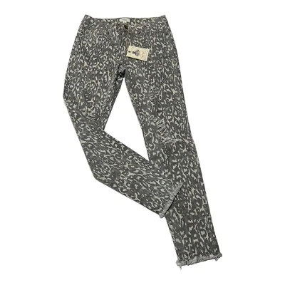 NEW! EASEL Womens Distressed Knee Leopard Print Cropped Raw Hem Jeans Size Small - Image 1 of 4