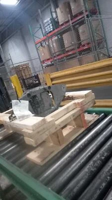 2016 AUDI A4 Differential Carrier Assembly OEM 2.0L 96k Miles Silver - Image 1 of 4