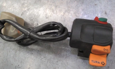 Interruptor derecho BMW 61312305233 61312306179 R1100GS R1100R R1100RT R100GS R100R BB Foto 1 de 4