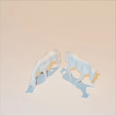 Matchbox Lesney King Size K 18 a Pair of White Plastic Horses - Image 1 of 4