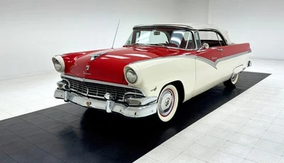Ford Fairlane 1956 Sunliner Foto 1 de 4