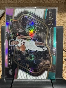 Panini Select Courtside 2022-23 verde azulado blanco rosa Prizm/49 Devin Vassell #264 - Imagen 1 de 3