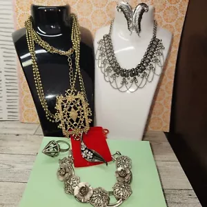 #2313, EXQUISITO LOTE DE JOYAS ART NOUVEAU, DISEÑO MAESTRO ALTAMENTE DETALLADO - Imagen 1 de 10