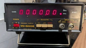 YAESU YC-500E 50/500MHz FREQUENCY COUNTER 240v UK European model ) - Zdjęcie 1 z 13