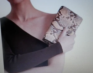 NWOT Lauren Ralph Lauren Snakeskin Adair Crossbody Compact Wallet (JF) - Picture 1 of 11