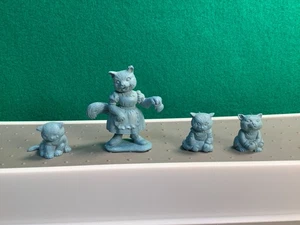 Vintage 1950s Marx Fairy Tale  Mother Cat & 3 Kittens   Nursery Rhyme Fairytale - Picture 1 of 3