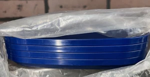 Tupperware Impressions Piatti Microonde 8" Quadrati Blu Scuro Nuovi - Foto 1 di 5