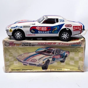 Vintage Rusher Stingray Corvette C-639 Taiyo Bump 'n Go Weißblech Spielzeugauto MIB - Bild 1 von 11