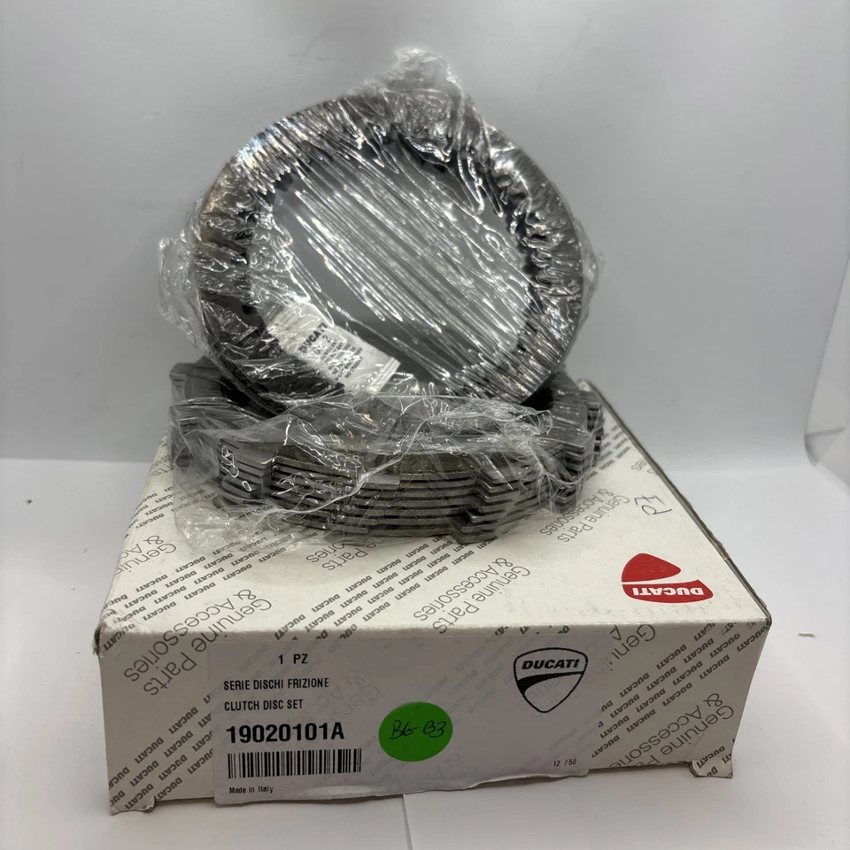 Juego de placas de embrague OEM Ducati Superbike 748R 19020101A nuevo Foto 1 de 4