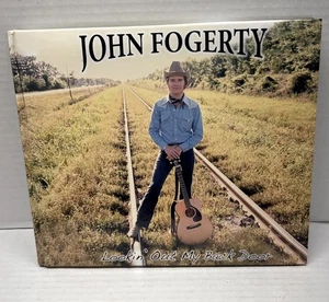 John Fogerty Lookin Out My Back Door CCR Photograph Book By Julie Fogerty - Imagen 1 de 9